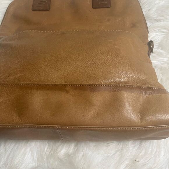 Cynthia Rowley leather tan & Brown Medium satchel . - Picture 6 of 12